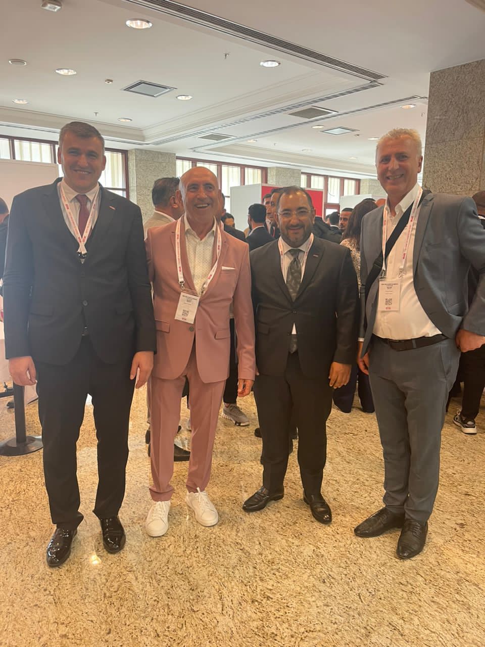 CONSEIL MONDIAL DES AFFAIRES TURQUES 10. CONGRÈS ISTANBUL TURQUIE