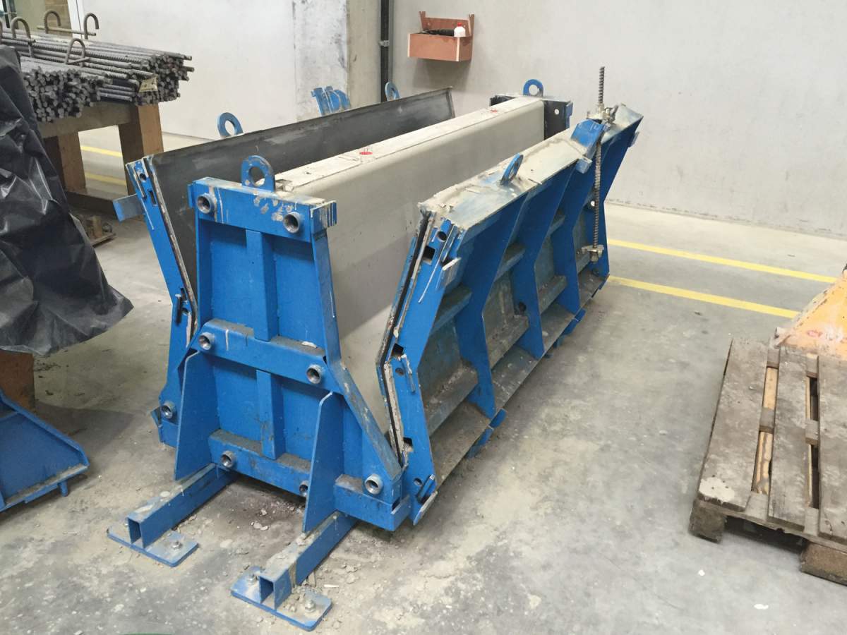 prefabrication mold